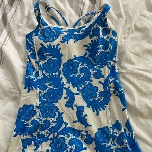 EUC lululemon tank, Sz 4